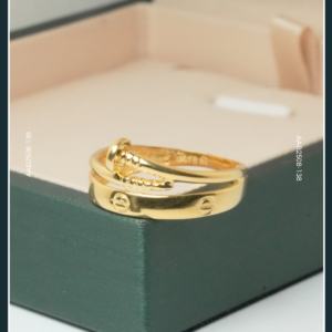 18K GOLD RING