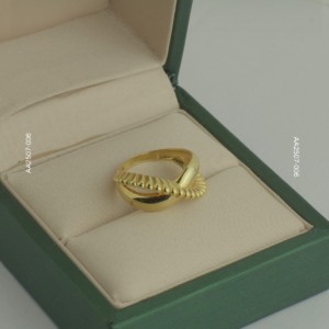 18K GOLD RING