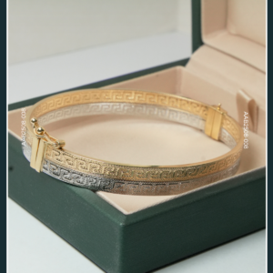 18K GOLD BANGLE