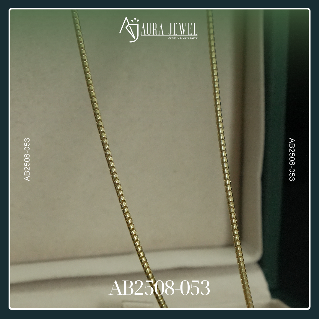 18K GOLD CHAIN WITH PENDANT - Image 2