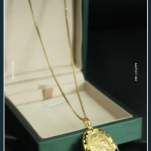 18K LADY GOLD CHAIN WITH PENDANT