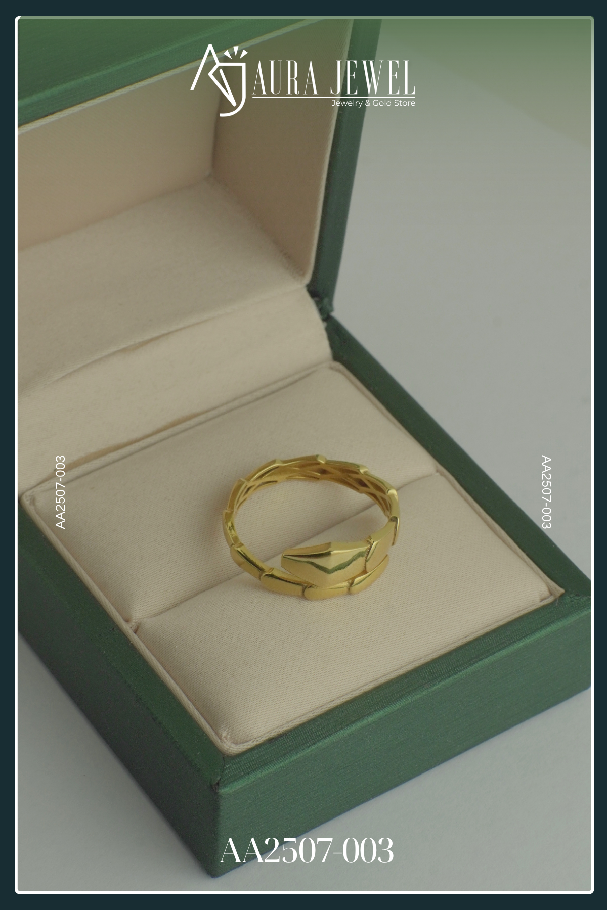 18K GOLD RING