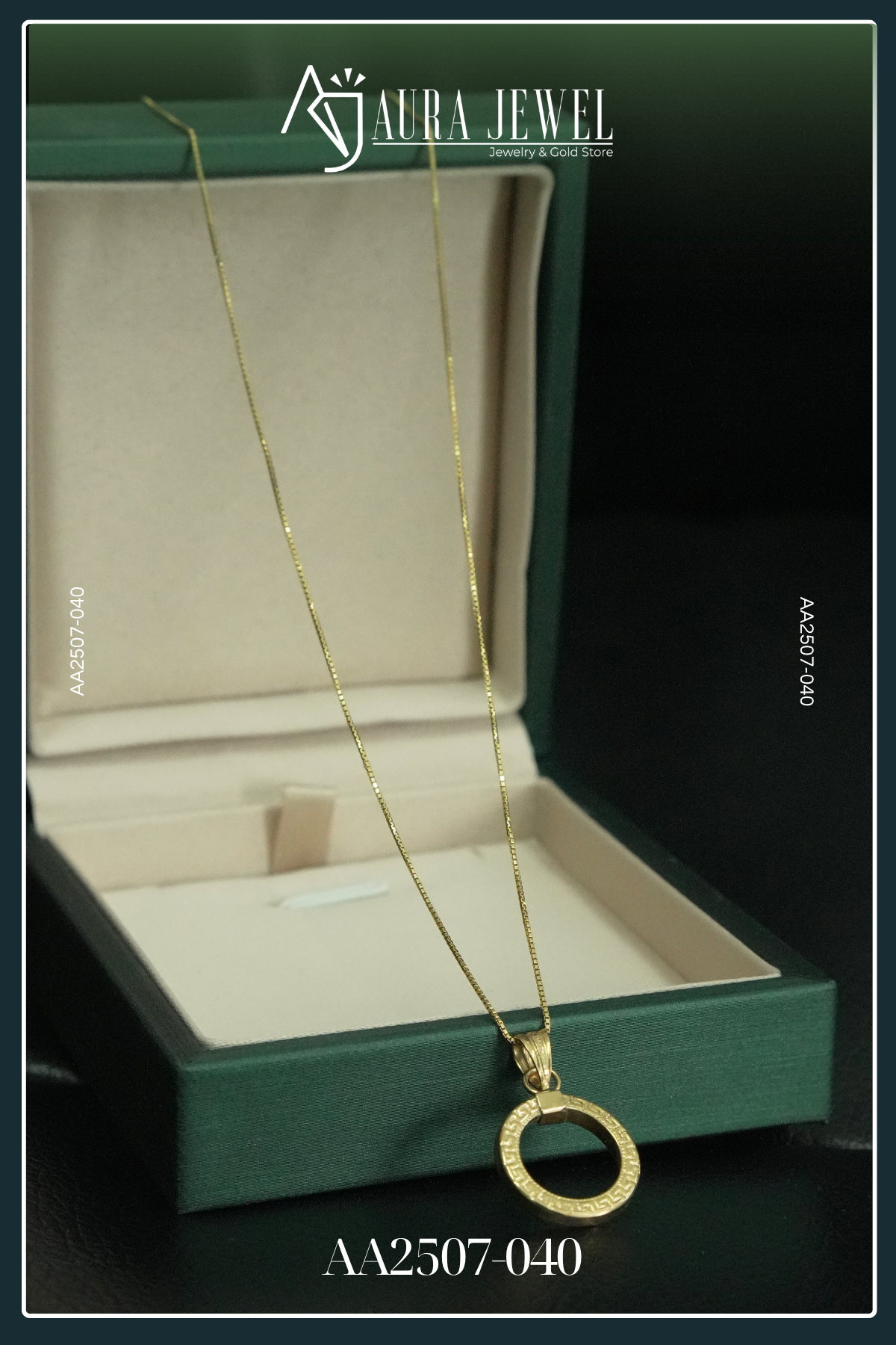 18K GOLD CHAIN WITH PENDANT