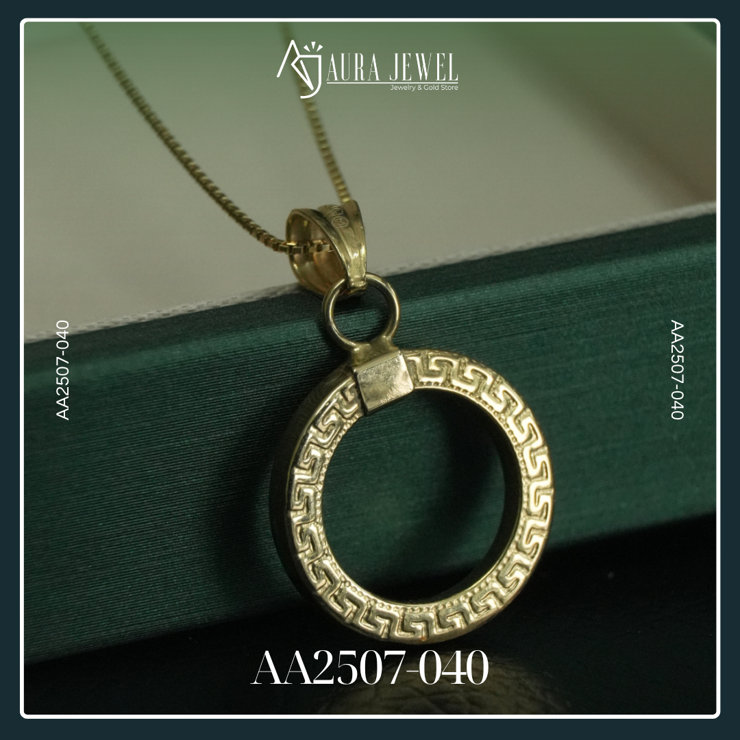 18K GOLD CHAIN WITH PENDANT - Image 2