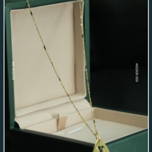 18K GOLD CHAIN WITH PENDANT