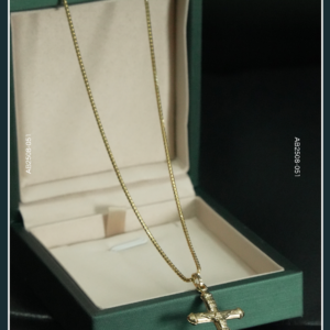 18K GOLD CHAIN WITH PENDANT