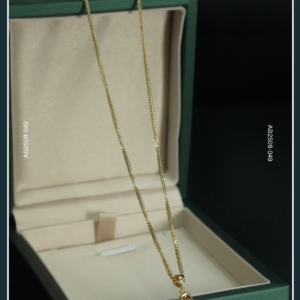 18K GOLD CHAIN WITH PENDANT