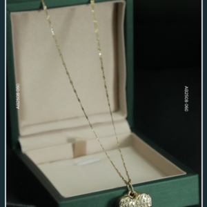 18K GOLD CHAIN WITH PENDANT