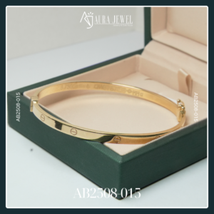 18K GOLD BANGLE