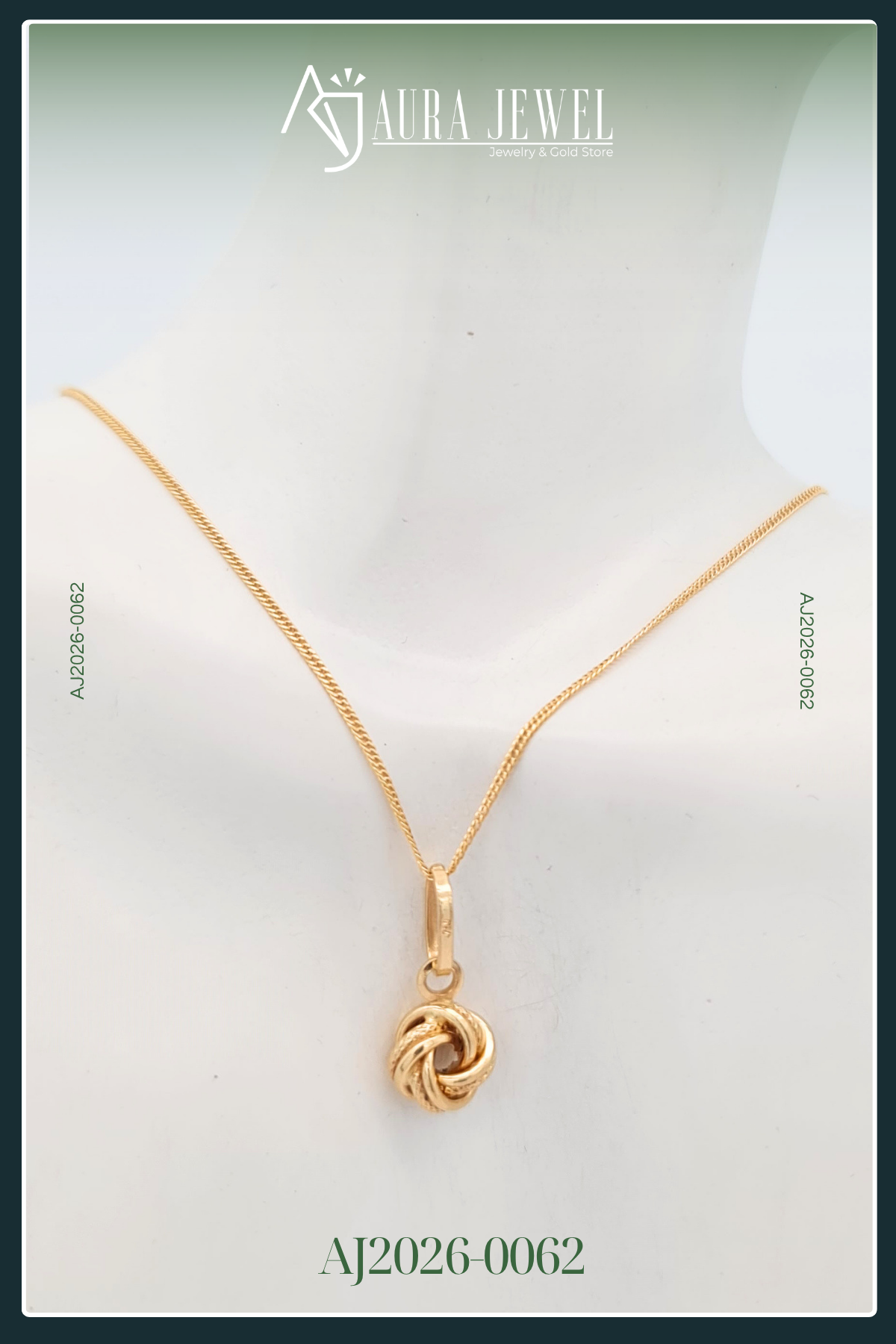 18K KNOT GOLD CHAIN WITH PENDANT