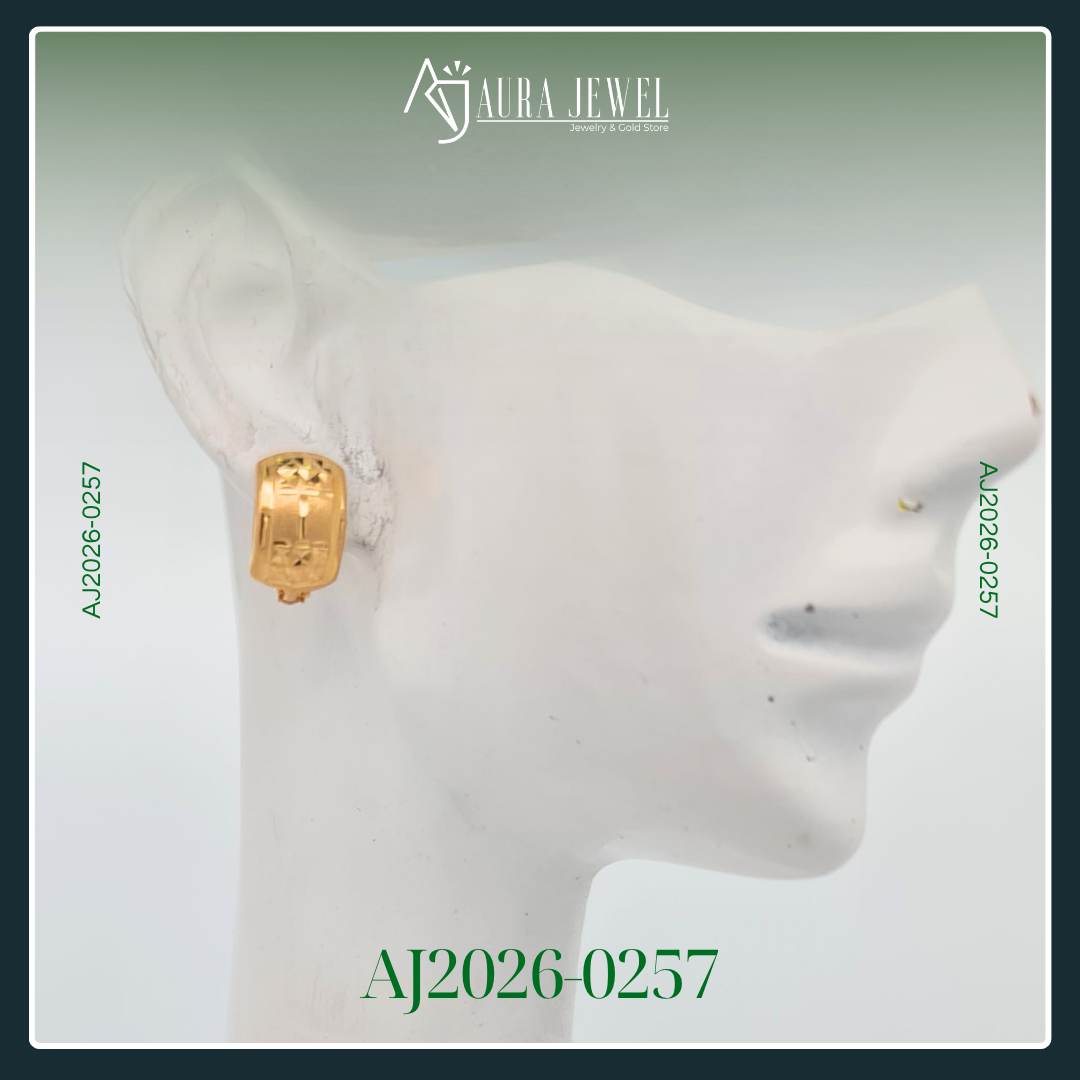 18K CLIP GOLD EARRINGS - Image 3
