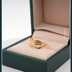 18K GOLD RING