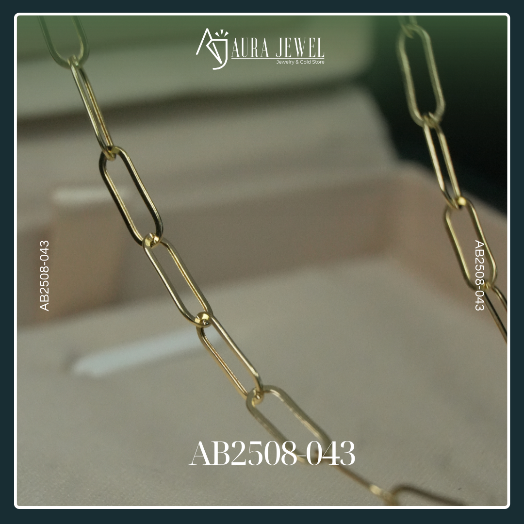 18k Paperclip Gold Chain - Image 2