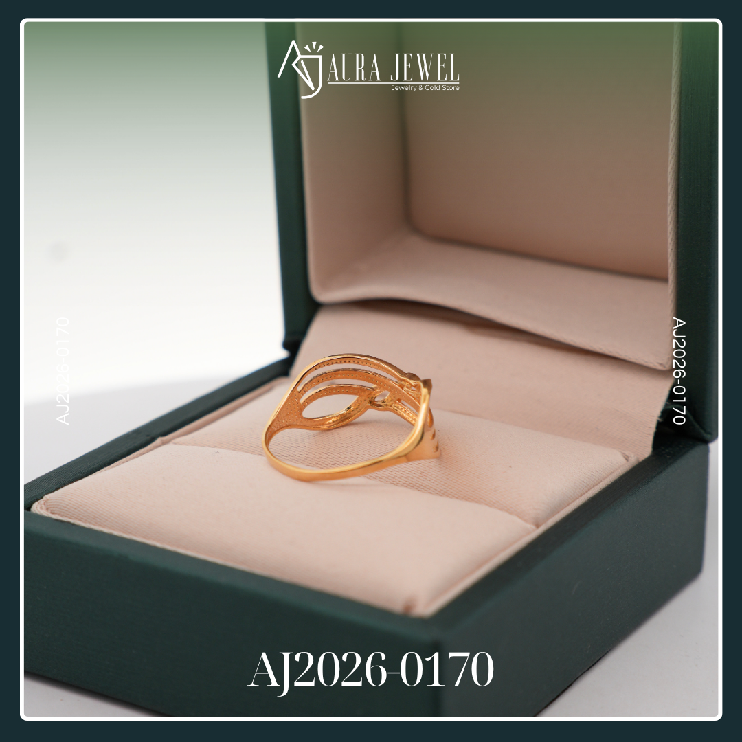 18K GOLD RING - Image 2