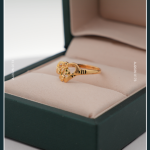 18K GOLD RING