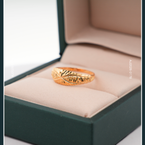 18K GOLD RING