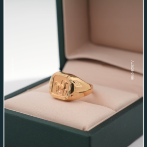 18K GOLD RING