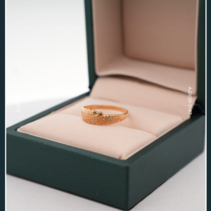 18K GOLD RING