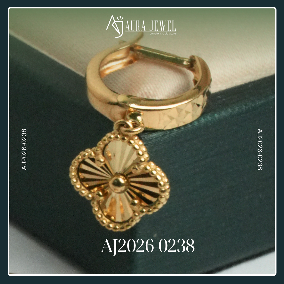 18K CLOVER GOLD EARRINGS - Image 3