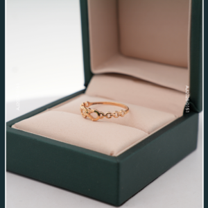 18K GOLD RING