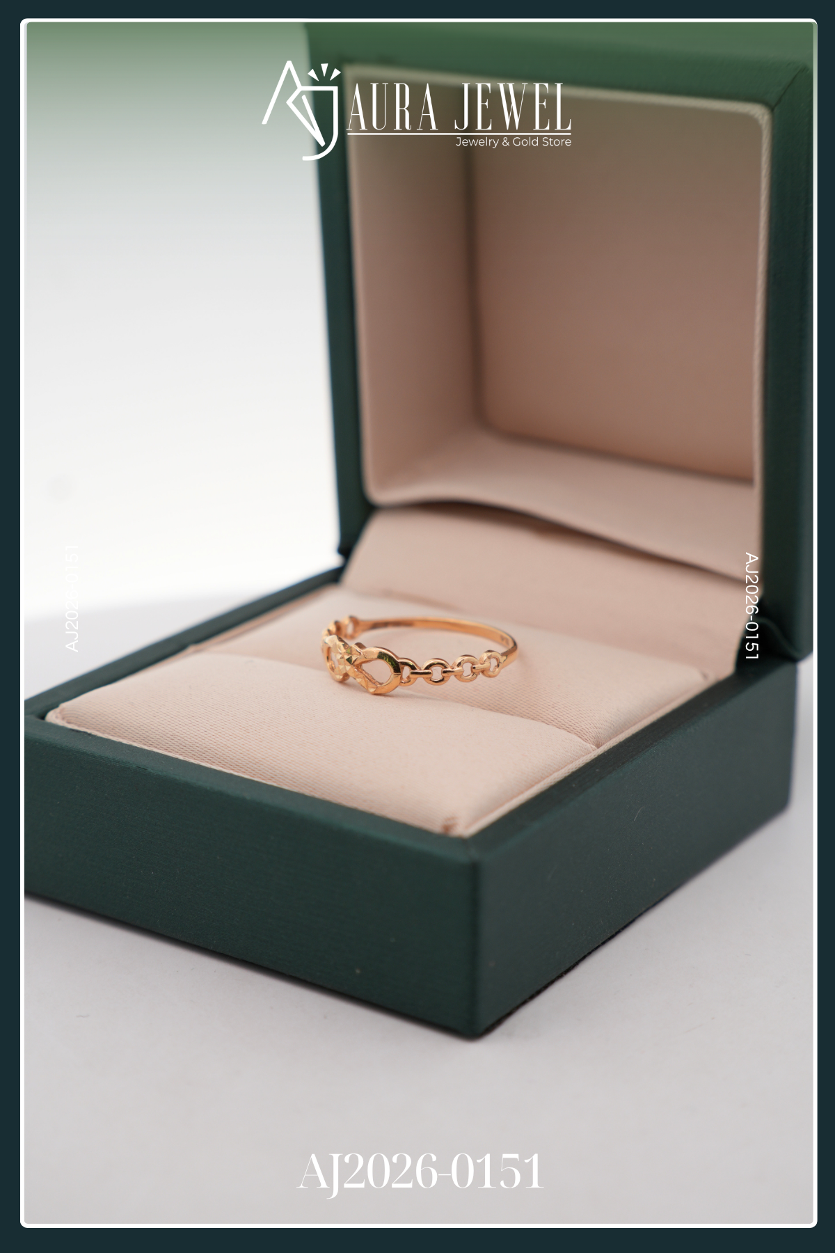 18K GOLD RING