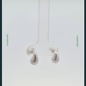 18K TEAR DROP WHITE GOLD EARRINGS