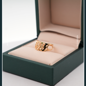 18K GOLD RING