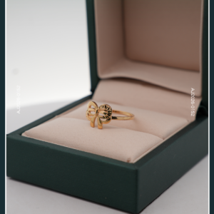 18K GOLD RING
