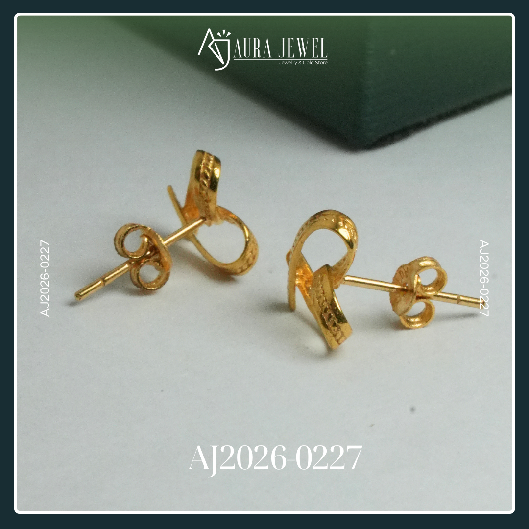 18K HEART GOLD EARRINGS - Image 2