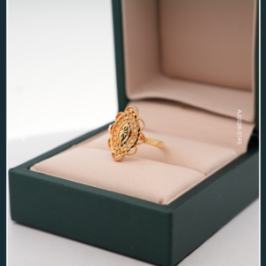 18K GOLD RING