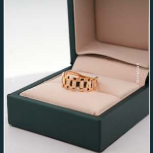 18K GOLD RING