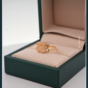 18K GOLD RING
