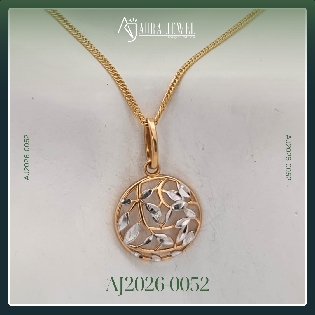 18K TWO TONE CHAIN WITH PENDANT - Image 2