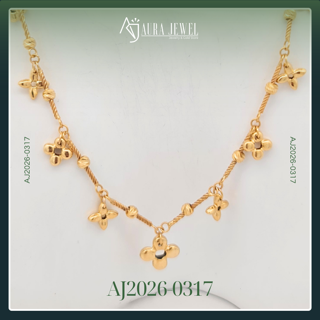 18K CLOVER GOLD NECKLACE - Image 2