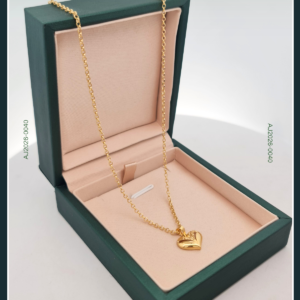 18 Karat Pawnable Heart Gold Chain with Pendant
